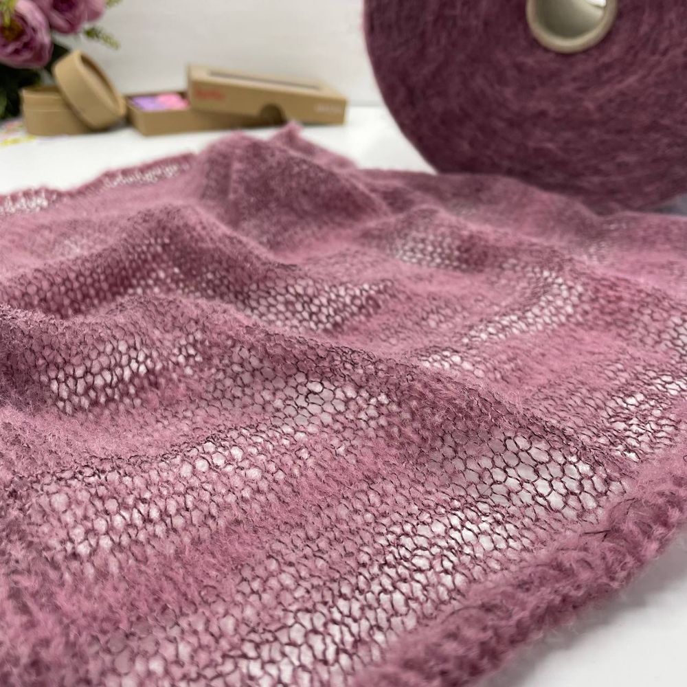 LAGOPOLANE 21% вспушенный меринос 28% полиамид 51% полиакрил