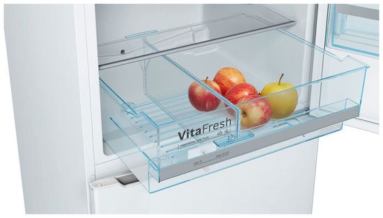 Холодильник Bosch KGE39AW33R