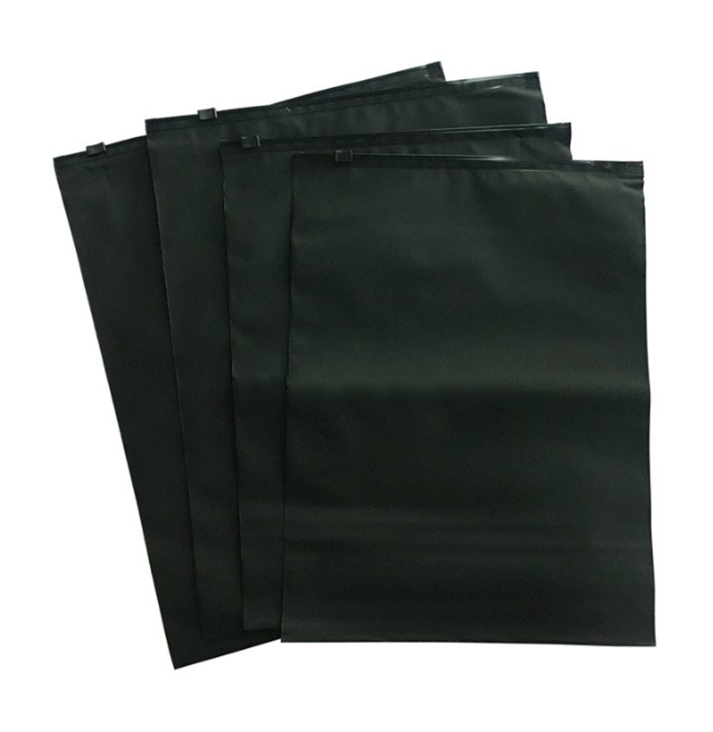 Пакет Слайдер 20*30 см черный матовый 70 мкм ZIP-ZIP.ru