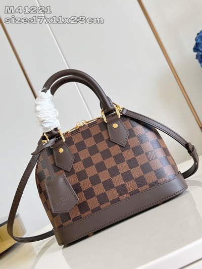 Louis Vuitton Alma BB