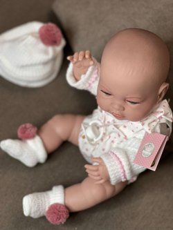 Кукла Berbesa виниловая 42см Recien Nacido с пледом (5123K)