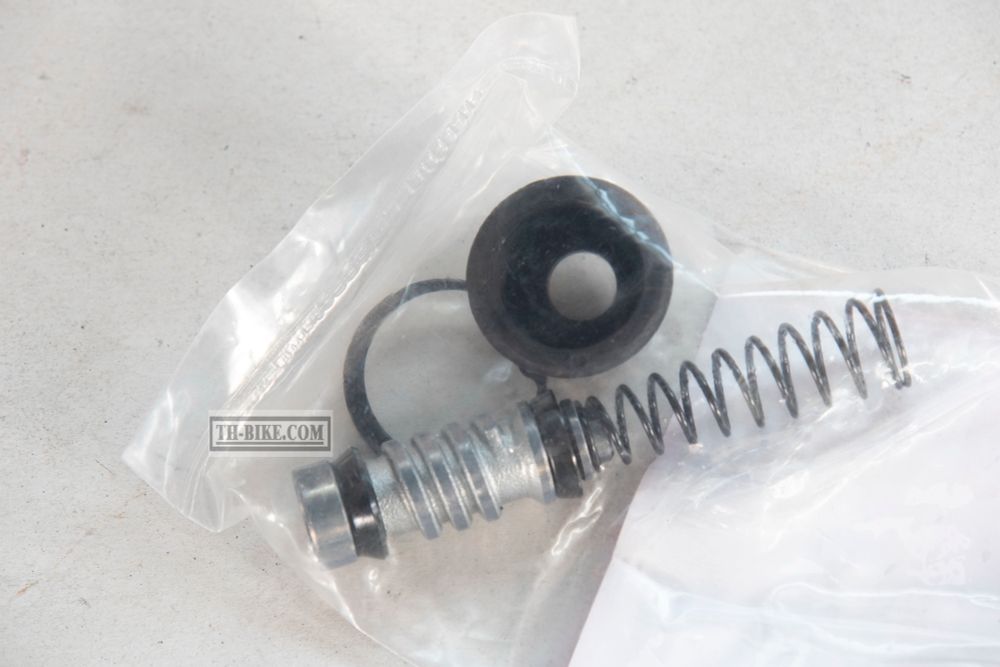 43520-MJ6-315. PISTON SET, MASTER CYLINDER (NISSIN). HONDA