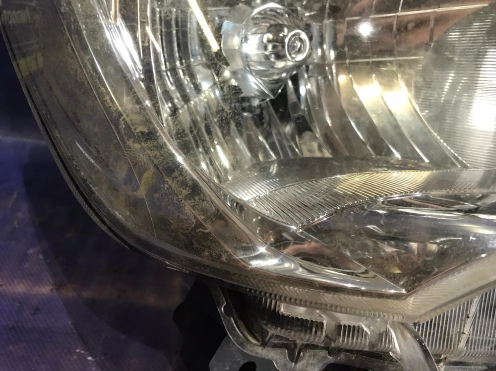 Фара передняя правая NISSAN SERENA 2010-2013