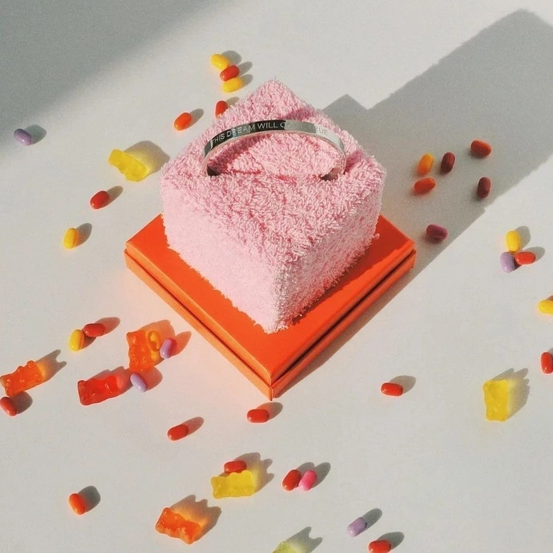 Браслет Девчонки могут сделать все, что угодно