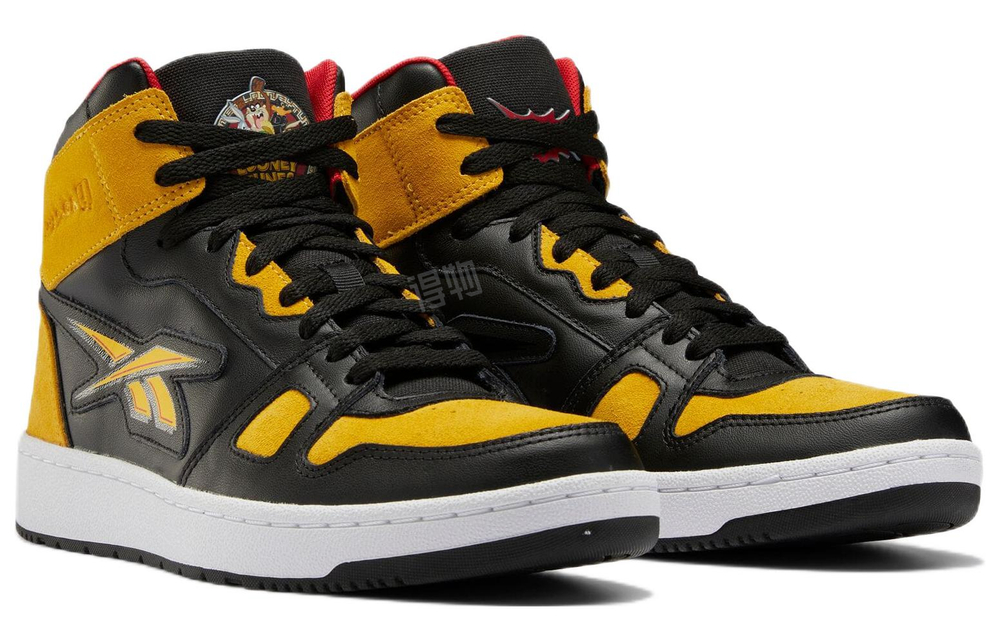 Кроссовки Looney Tunes X Reebok Resonator Mid