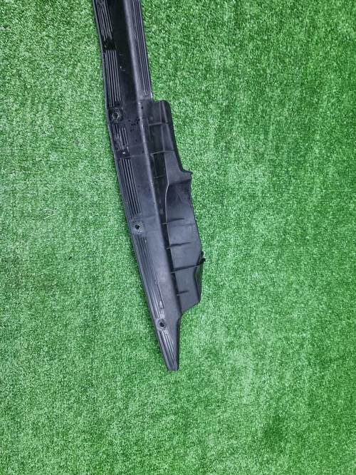 Пыльник крыла правый Porsche 911 8 992 (2018-н.в.)