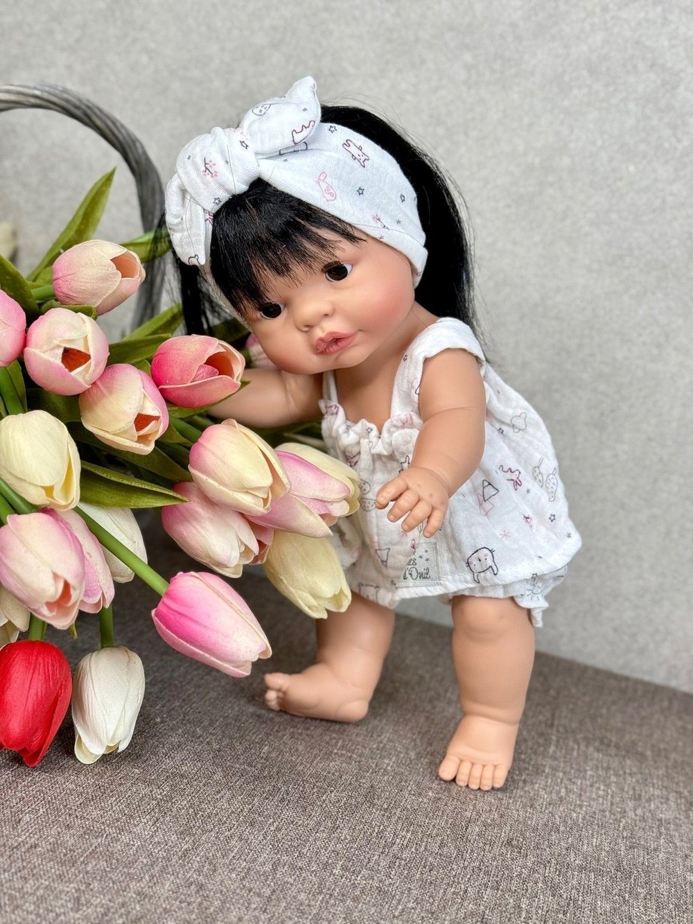 Кукла Nines виниловая 37см JOY в пакете (3020K)