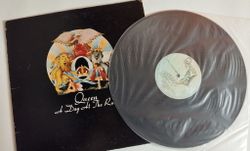Винтажная виниловая пластинка LP Queen A Day At The Races (Japan 1976) (No Obi)