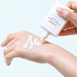 Luvum Осветляющий солнцезащитный крем для сияния кожи Hyaluronic Moisture Sun Cream SPF50+ PA++++. 50 мл.
