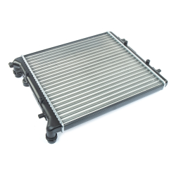 Радиатор основной VAG Octavia/Bora/Golf IV all 1.4/1.6L/МКПП/AC- GANZ GIF07047