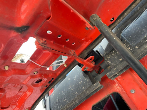 Петля капота правая 2017г.