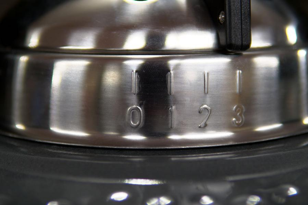 Керамический гриль Slow ‘N Sear Deluxe Kamado, 57 см, дымчатый