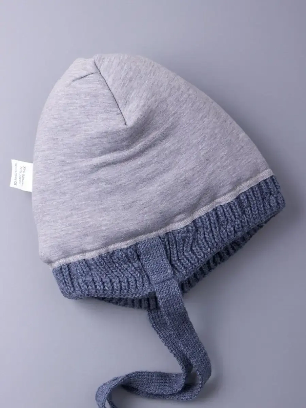 Шапка детская зимняя вязаная с помпоном