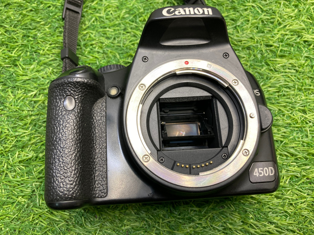 Canon 450D kit 18-55mm 3.5-5.6 IS (35. 000 кадров)
