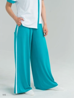 Костюм трикотажный оверсайз с широкими брюками