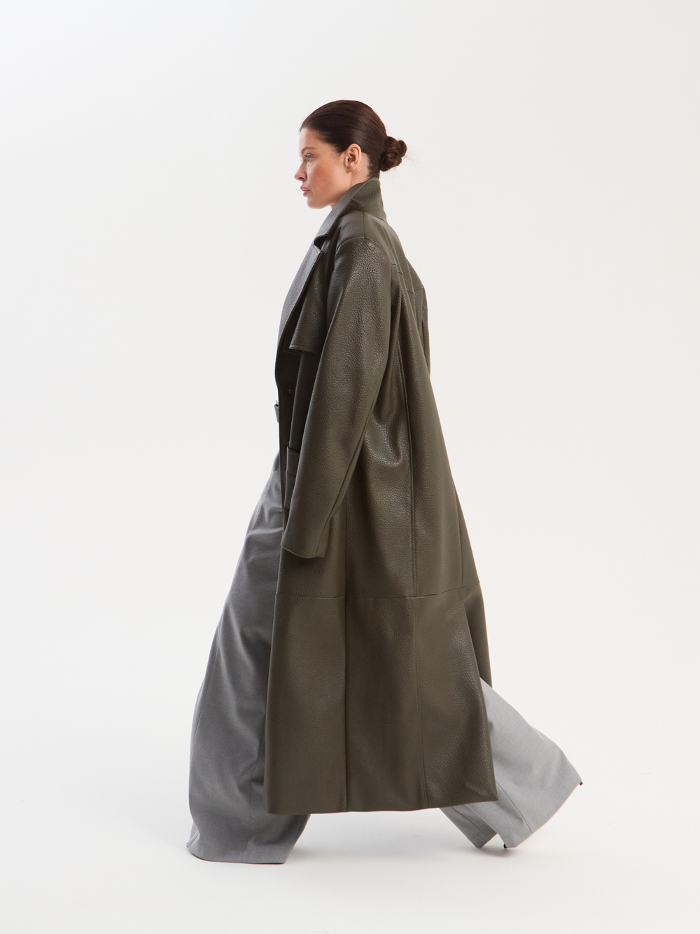 Тренч из экокожи