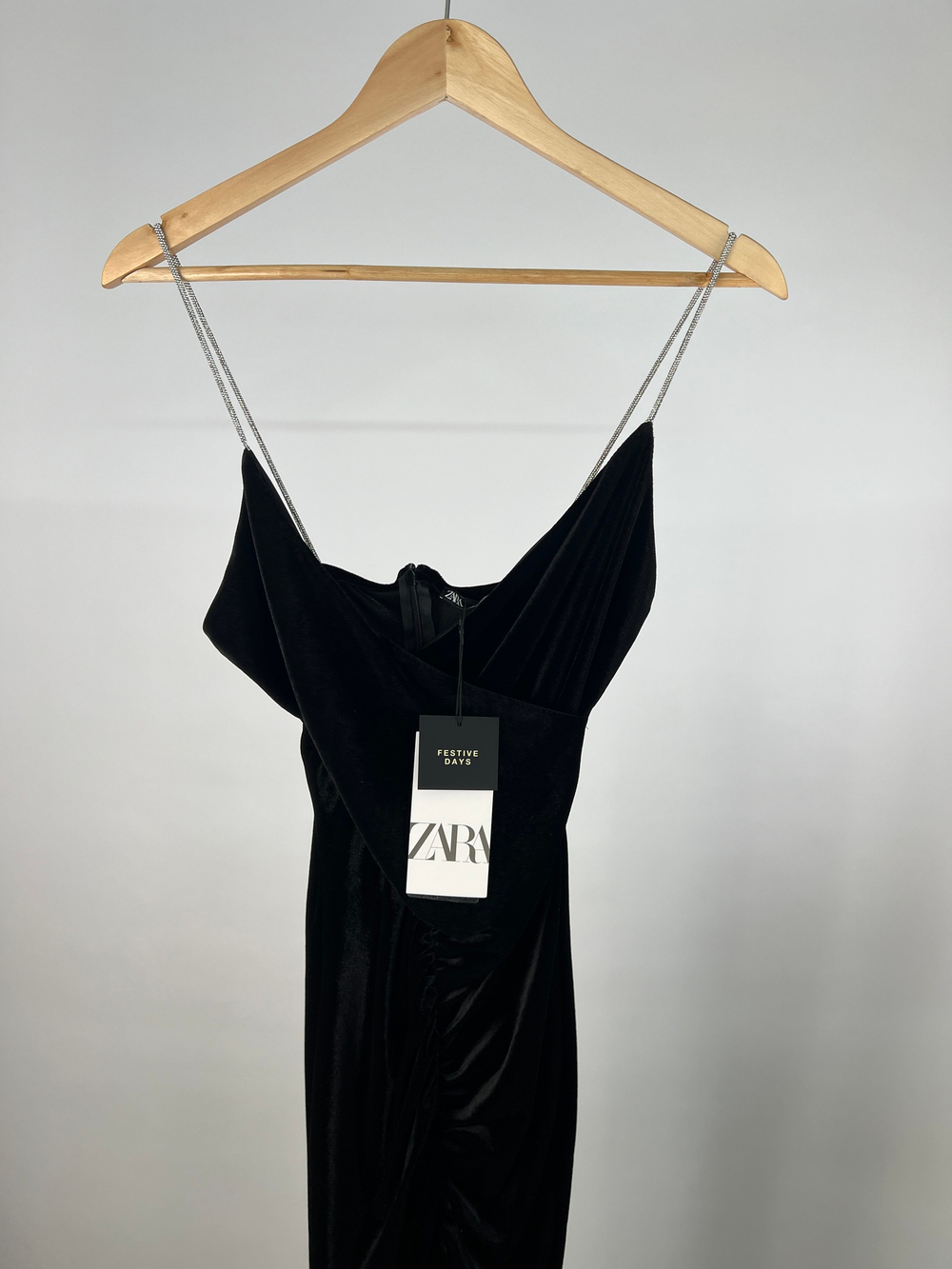 Платье Zara
