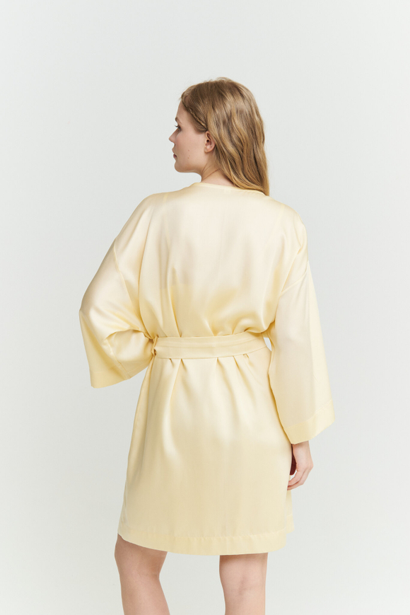 Халат из тенселя лимонный