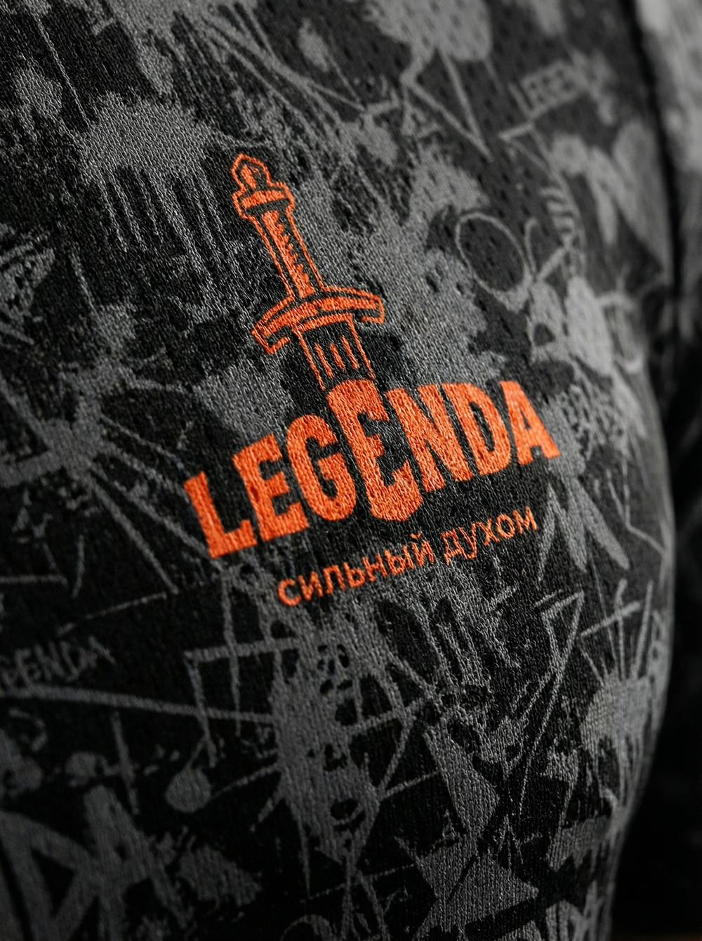 Футболка тренировочная мужская LEGENDA Миссия черная