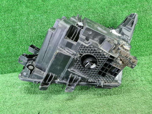 Фара правая Lexus GX 2 URJ150 (2019-2023) LED