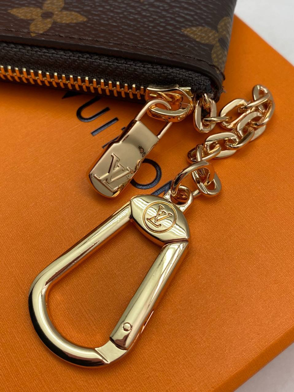 Ключница Louis Vuitton