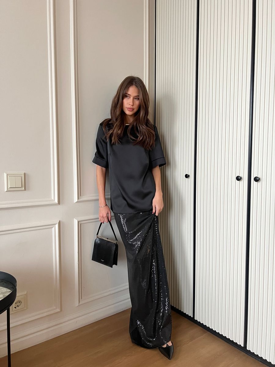 Блуза из шелка прямая черная