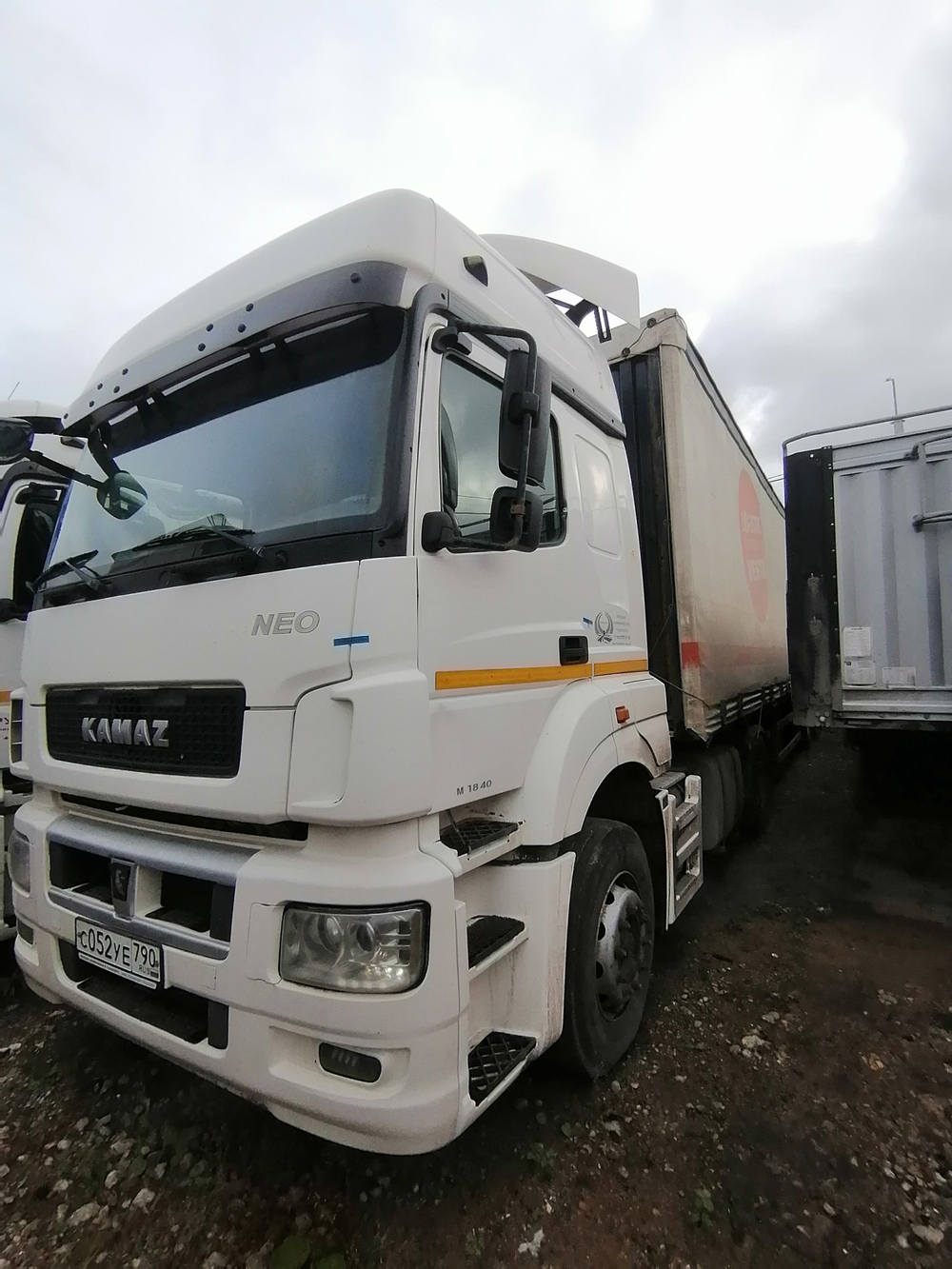 КамАЗ 5490 4x2 Седельный тягач 5490-S5 (Дизель/Газ, 12,0 л, 401 л.с., МТ)