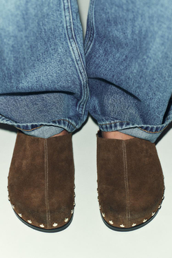 ZARA КОЖАНЫЕ САБО С ЗАКЛЕПКАМИ, КОРИЧНЕВЫЙ