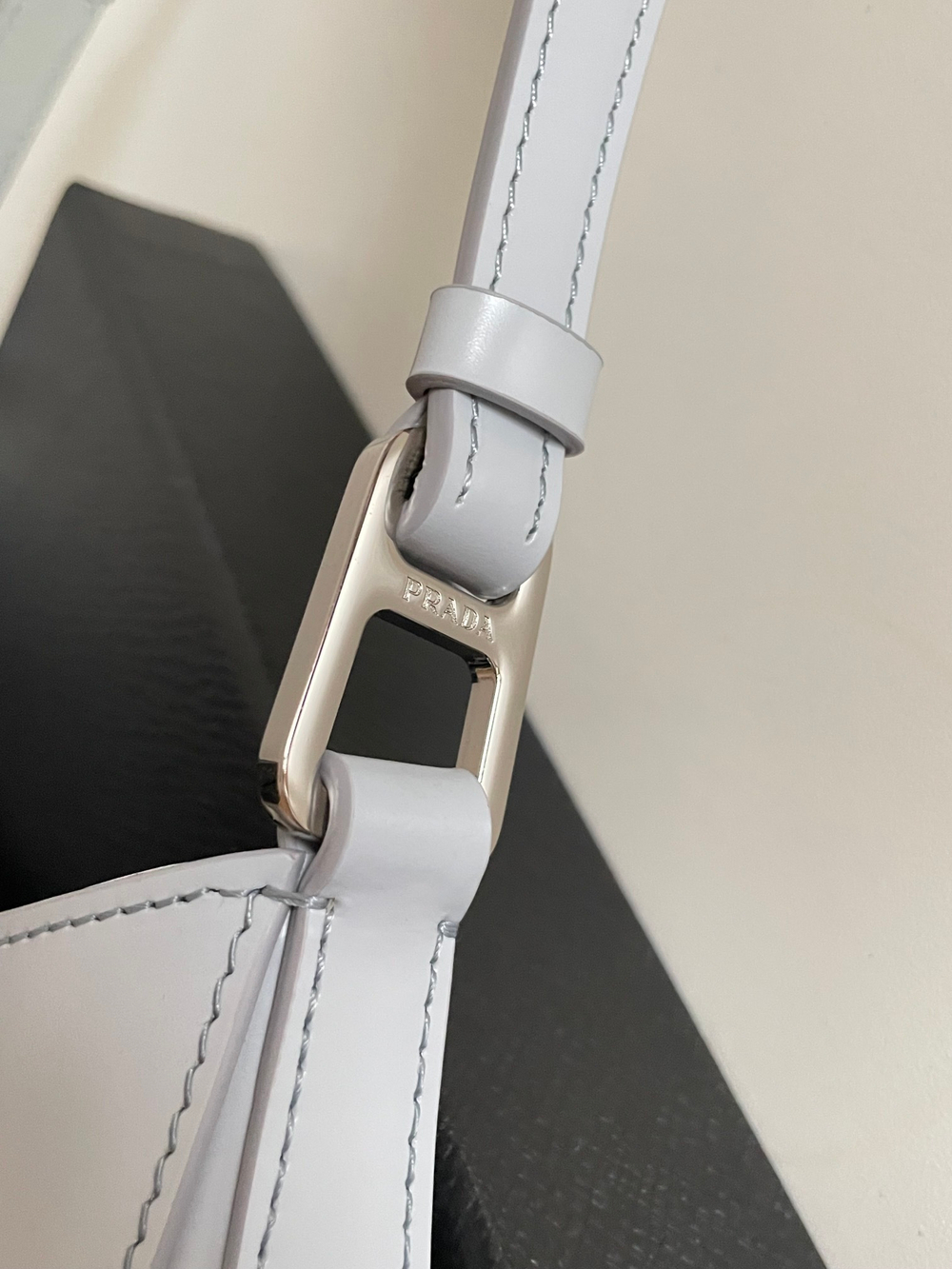 Prada Cleo 30 cm