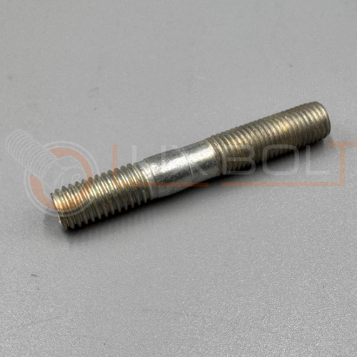 Шпилька М8х1х38 крепления карбюратора 126
