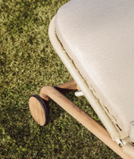 Двойной шезлонг Alipa из массива акации и веревки цвета экрю