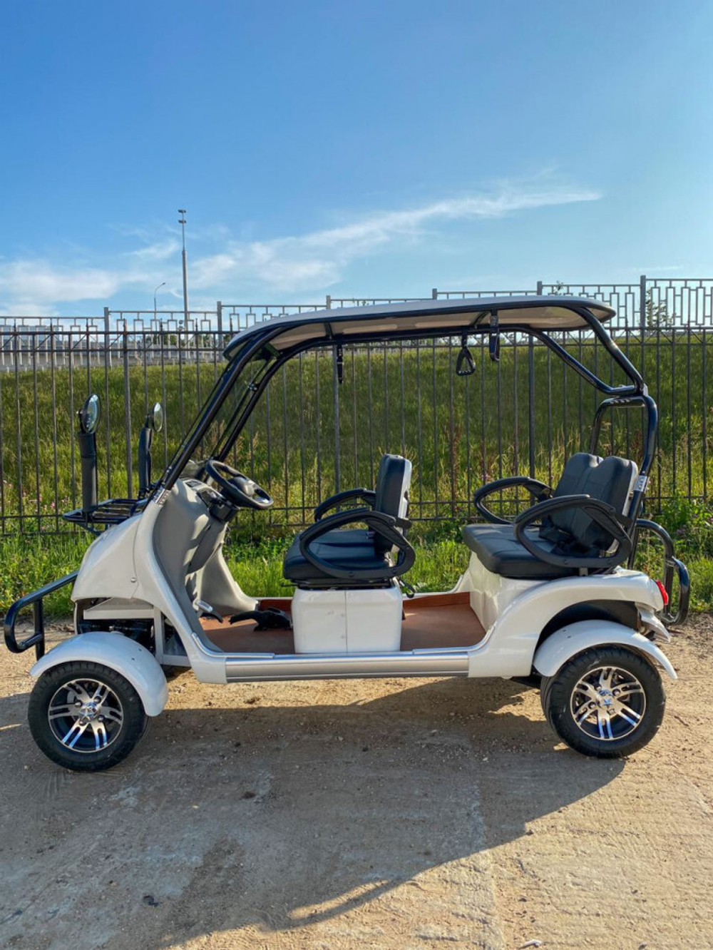 Гольфкар GreenCamel A40 (4 seats 2500W 225/40-10' литые)