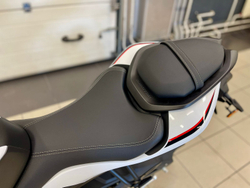 QJMOTOR SRK 125 S (White)