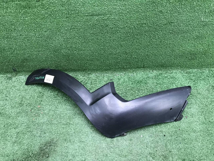 Накладка переднего бампера правая Volvo V90 16-20