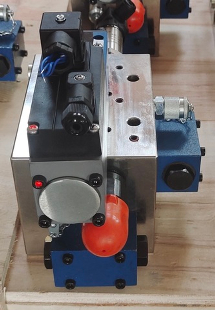 AGEV1-37305-AA/G24Z4M/H - Гидроблок в сборе с аппаратурой (производство Китай)
