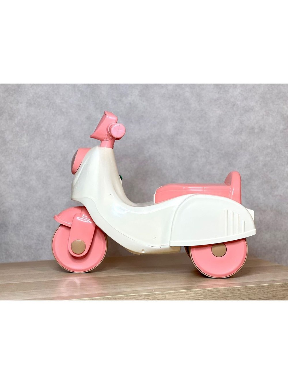 Беговел для малышей мотоцикл розовый (17886-1)