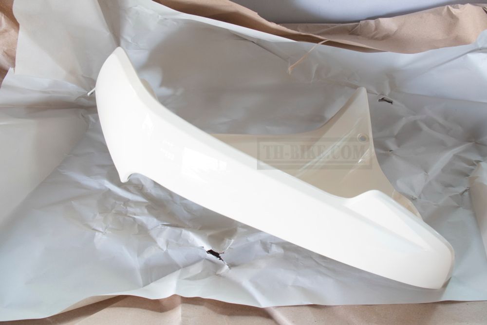 81141-KZV-T00ZH. SHIELD, L. LEG. Honda SUPER CUB110 Dream110 NBC110 (JA10-100xxxx)