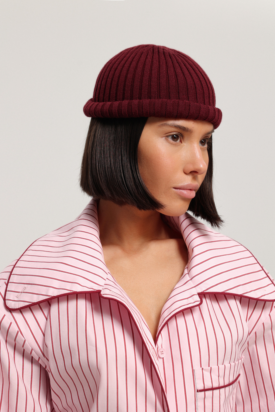 Шапка тонкая