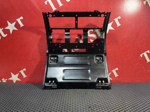 Кронштейн торпедо центральный