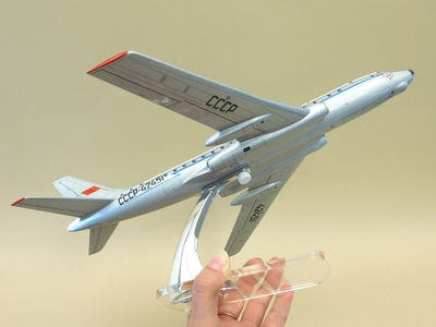 Модель самолета Ту-104А (М1:100, Аэрофлот СССР-42451)