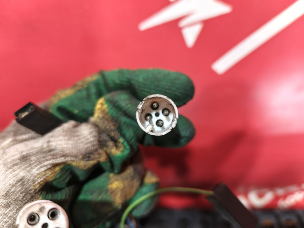 Зеркало заднего вида боковое правое