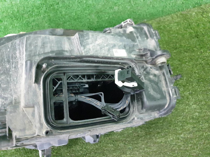 Фара левая Mercedes GLC X253 (2019-2022) LED