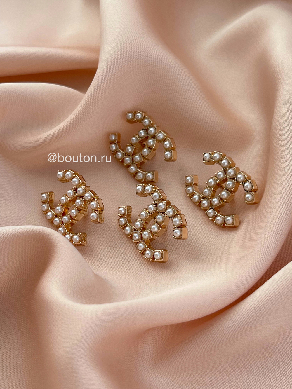 Пуговицы Шан. Золото Жемчуг Лого 20 мм