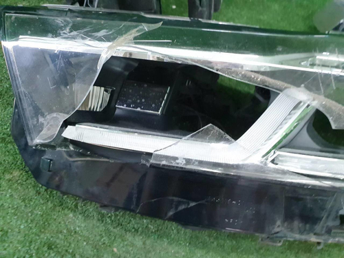 Битая Фара левая BMW 6er G32 (2020-н.в.) LED