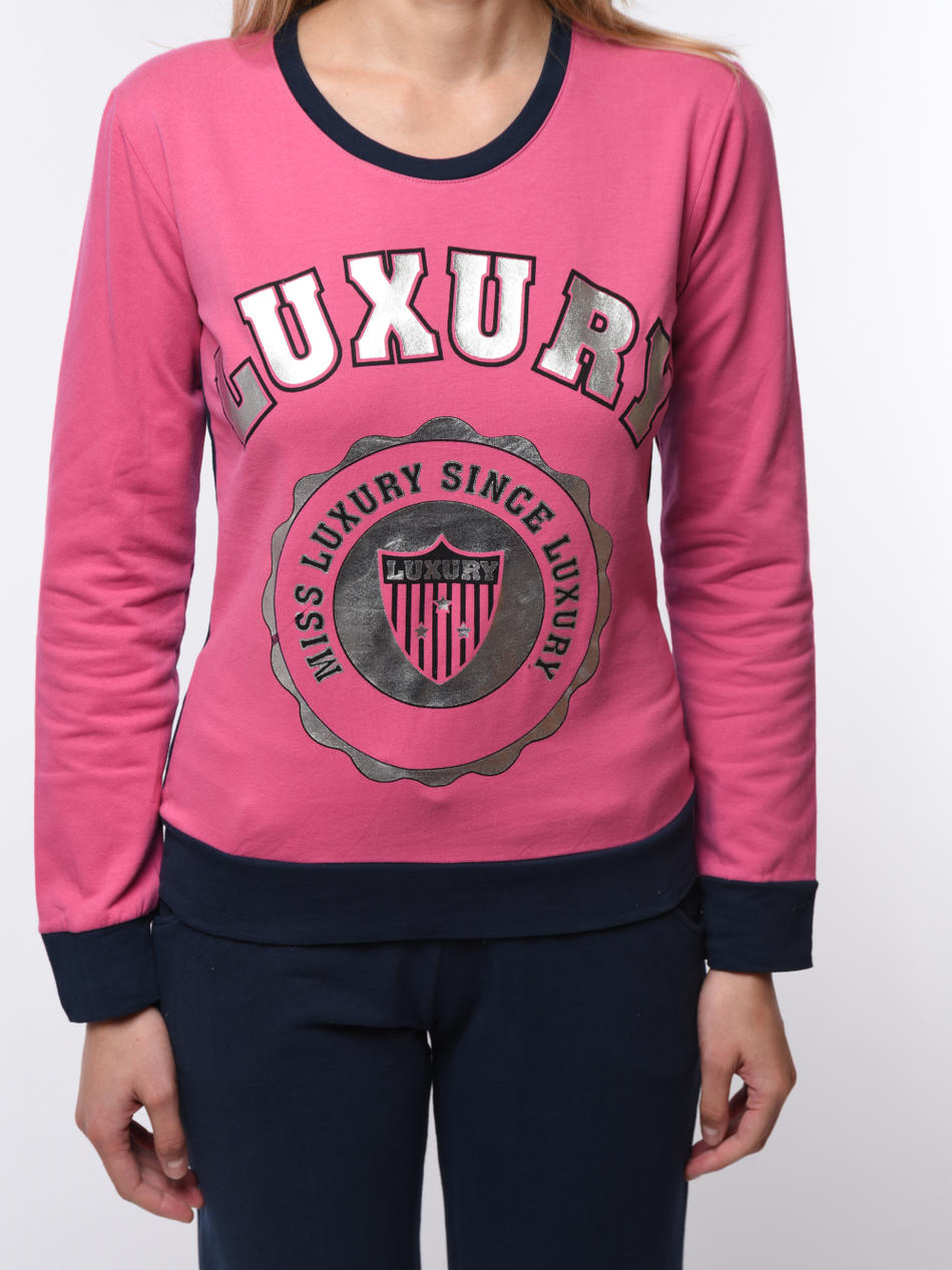 Костюм женский