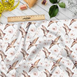 Ткань блэкаут ласточки с нежными цветами