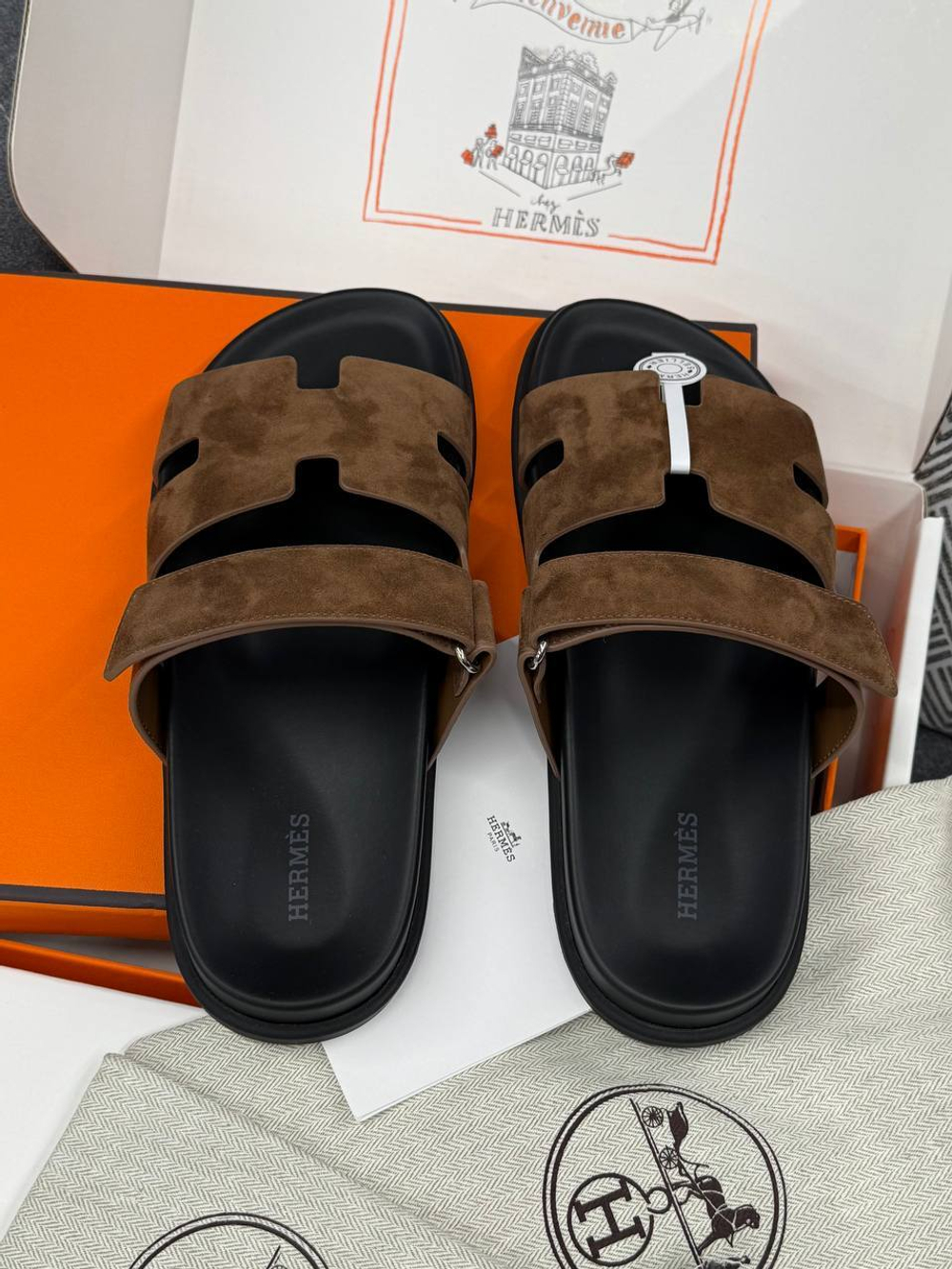 Шлёпанцы Hermes