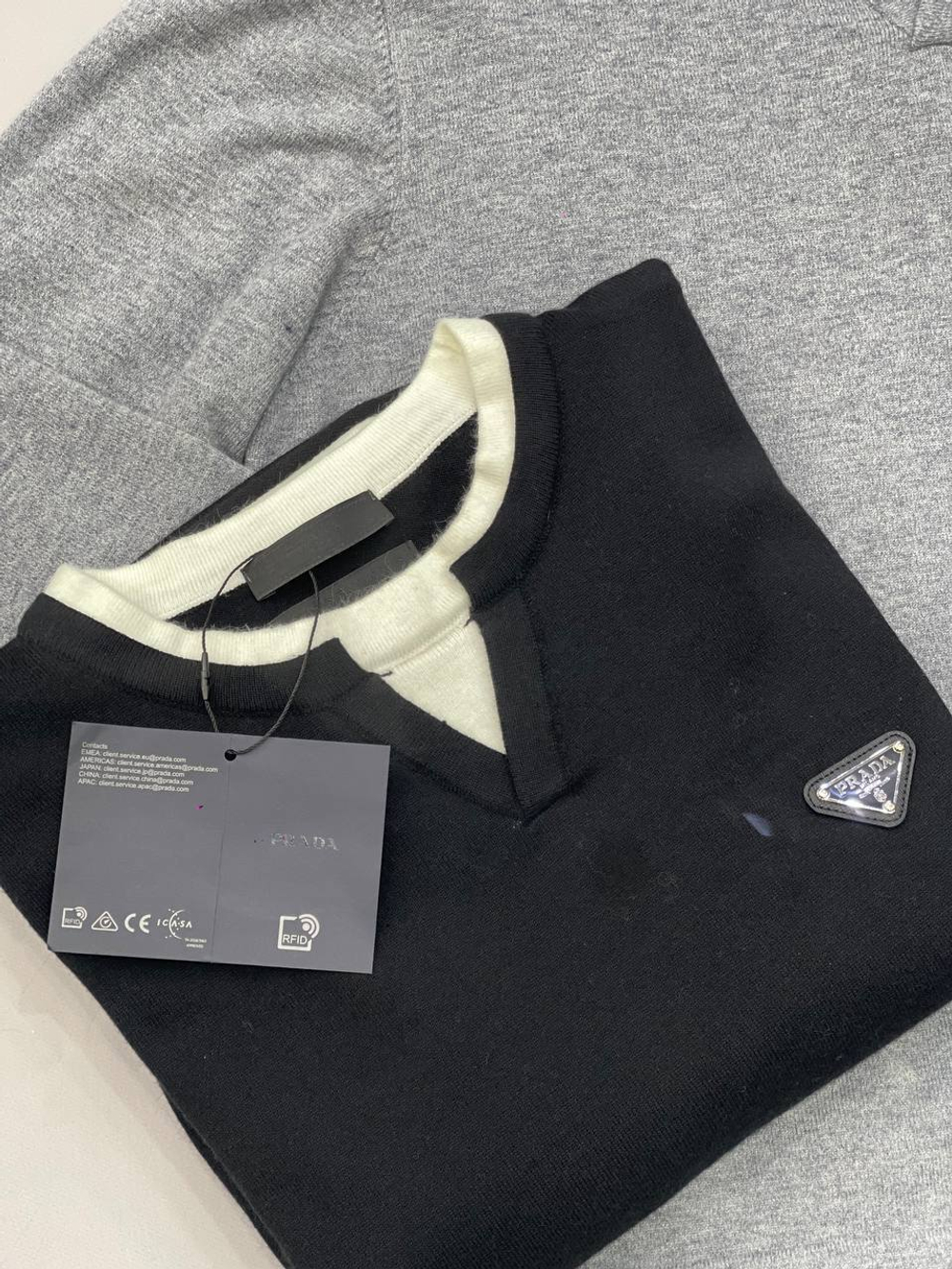 Кофта Prada
