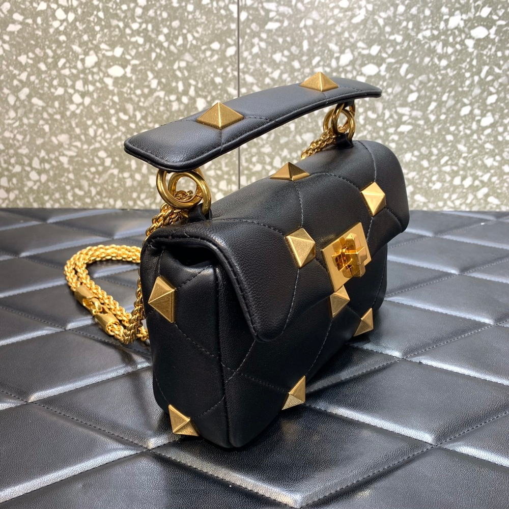 Valentino Small Roman Stud Bag 19 cm