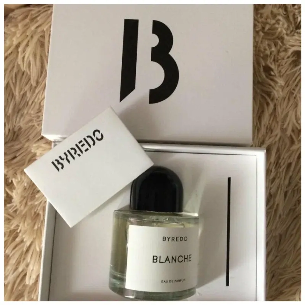 BYREDO парфюмерная вода Blanche, 100 мл, 100 г